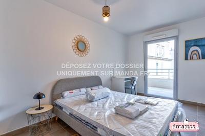 Chambre - 10 m² - 4 pièces