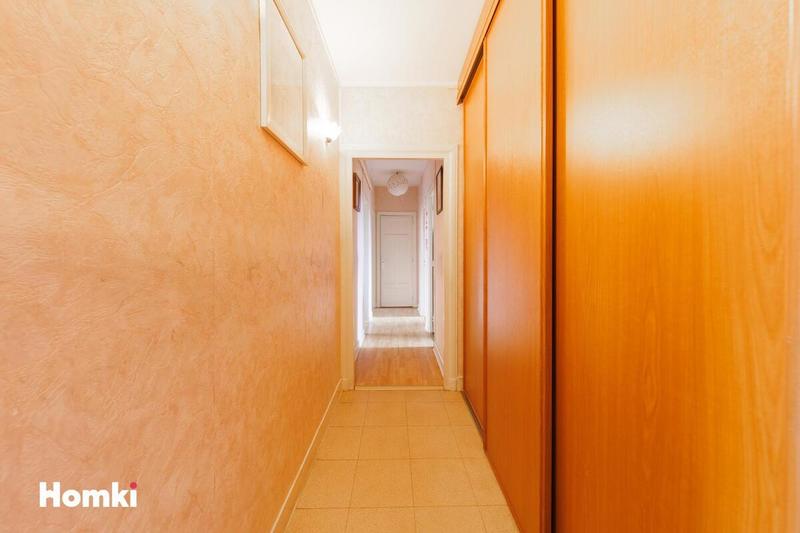 Appartement - 75 m² - 3 pièces