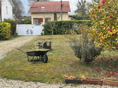 Maison traditionnelle - 66 m² - 4 pièces