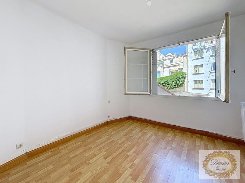 Appartement - 90 m² - 4 pièces