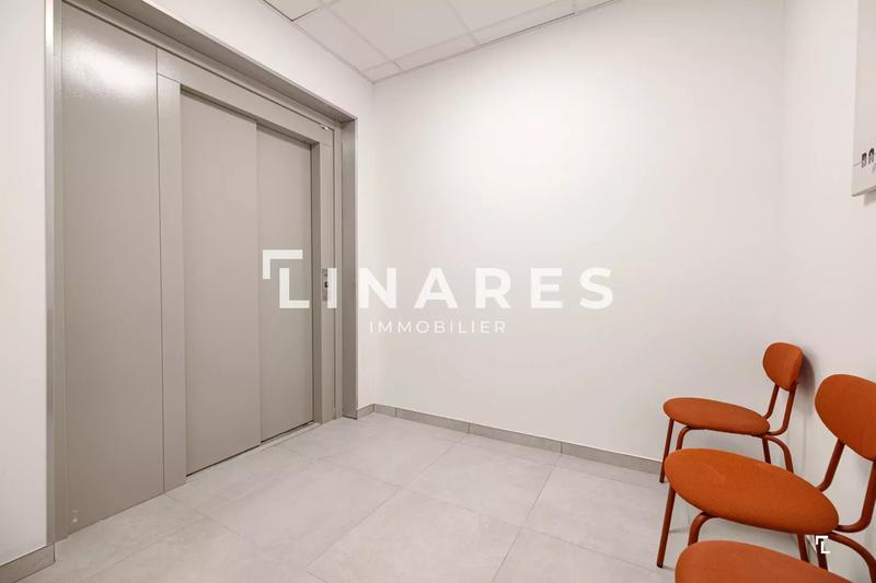 Bureau - 21 m² - 1 pièce