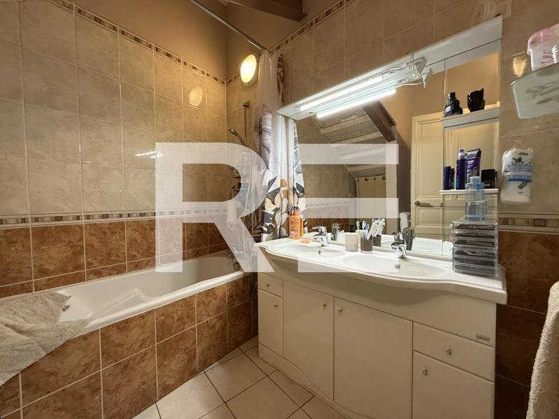 Remise - 140 m² - 4 pièces