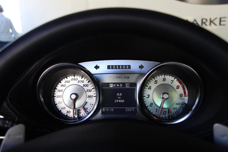 Mercedes Sls Amg Coupe a