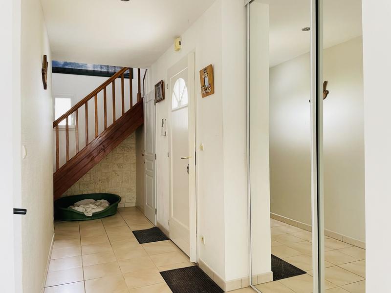 Maison traditionnelle - 142 m² - 5 pièces