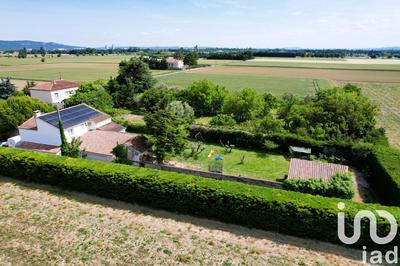 Maison - 200 m² - 8 pièces