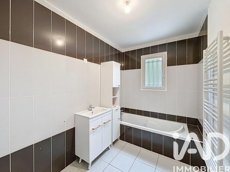 Maison - 86 m² - 4 pièces