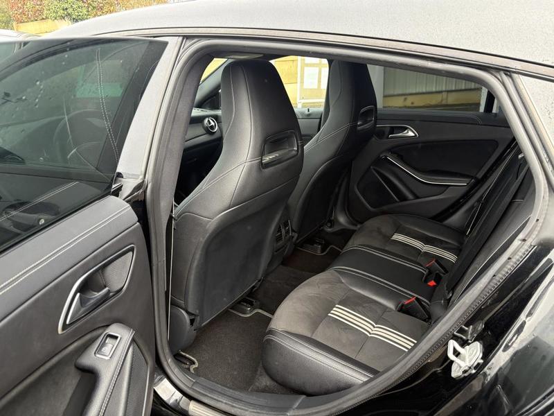 Mercedes Cla Shooting Brake Break 220d Bva Amg Line White Art Edition - Attelage Amovible Hayon Electrique Siege a Memoire- Toit Ouvrant