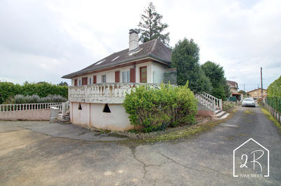 Maison - 150 m² - 7 pièces