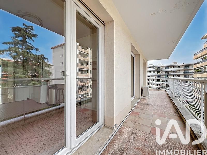 Appartement - 97 m² - 4 pièces