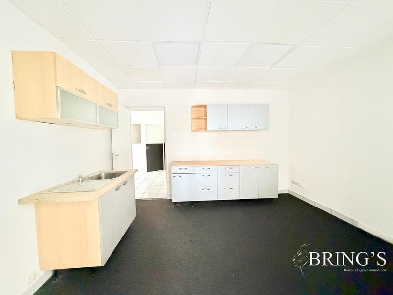 Local d'activités - 500 m²