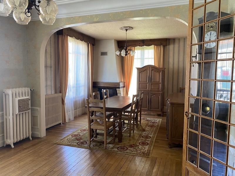 Maison - 147 m² - 7 pièces