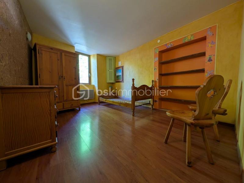 Mas - 352 m² - 6 pièces