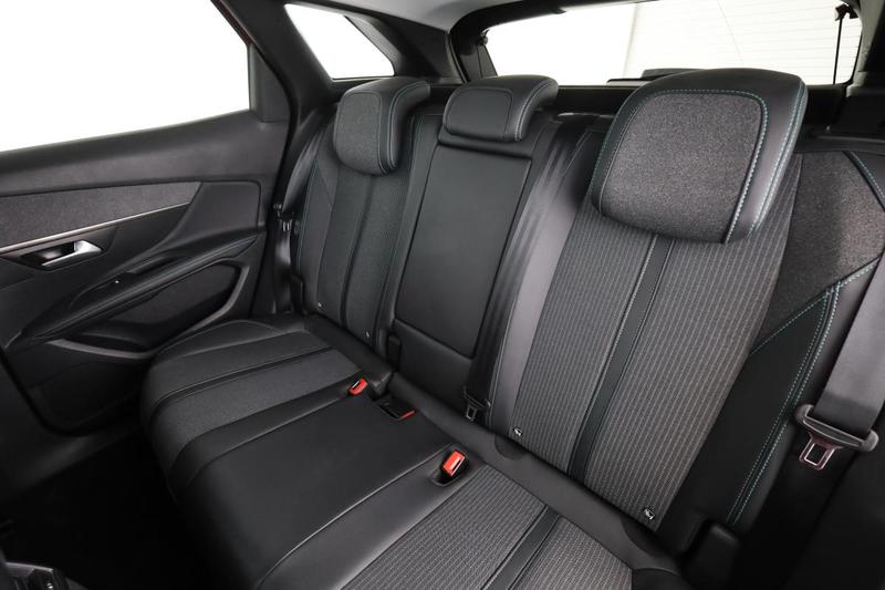 Peugeot 3008 1.5 Blue-HDi Allure Pack 130 ch