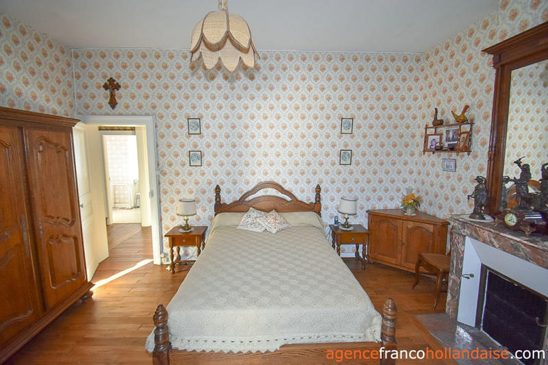 Maison bourgeoise - 204 m² - 11 pièces