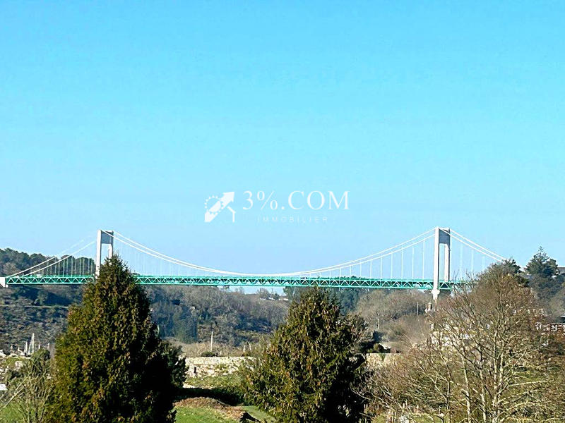 Propriété - 175 m² - 11 pièces