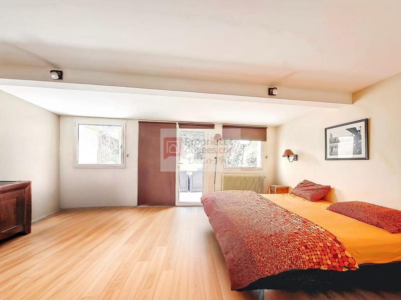 Maison - 185 m² - 7 pièces