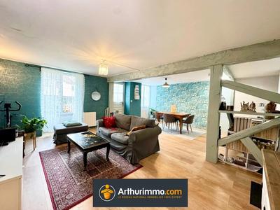 Maison - 90 m² - 4 pièces