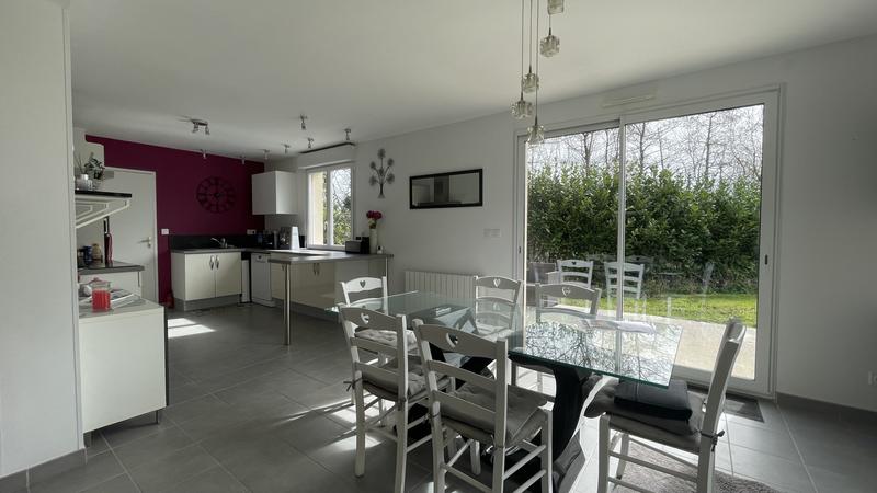 Maison - 101 m² - 6 pièces