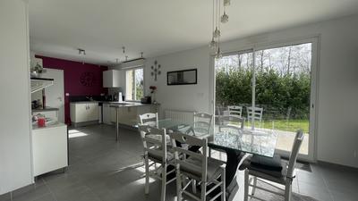 Maison - 101 m² - 6 pièces