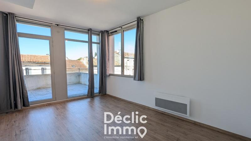 Appartement sur toit - 80 m² - 3 pièces