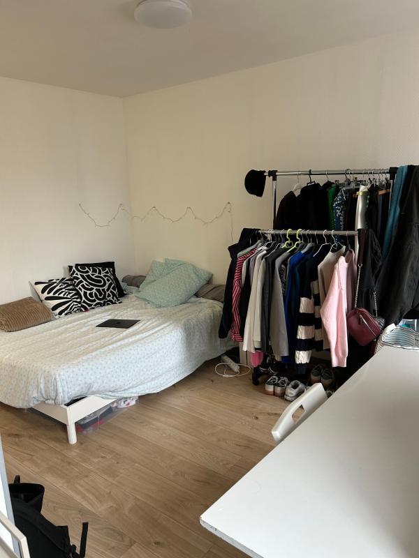 Studio - 16 m² - 1 pièce