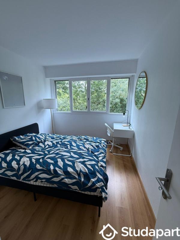 Chambre - 12 m² - 1 pièce