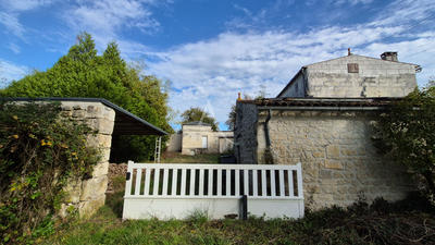 Maison - 246 m² - 8 pièces