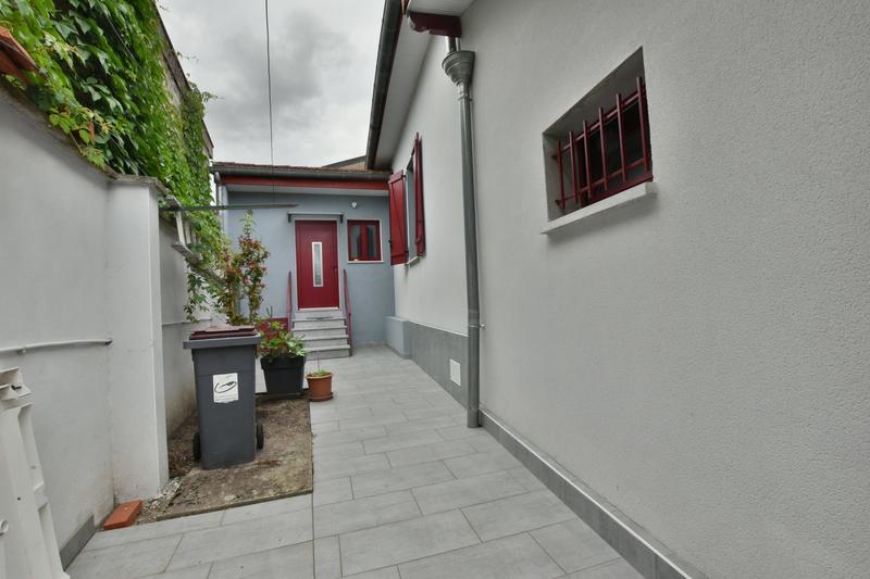 Maison - 184 m² - 6 pièces