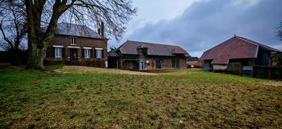 Maison - 218 m² - 4 pièces