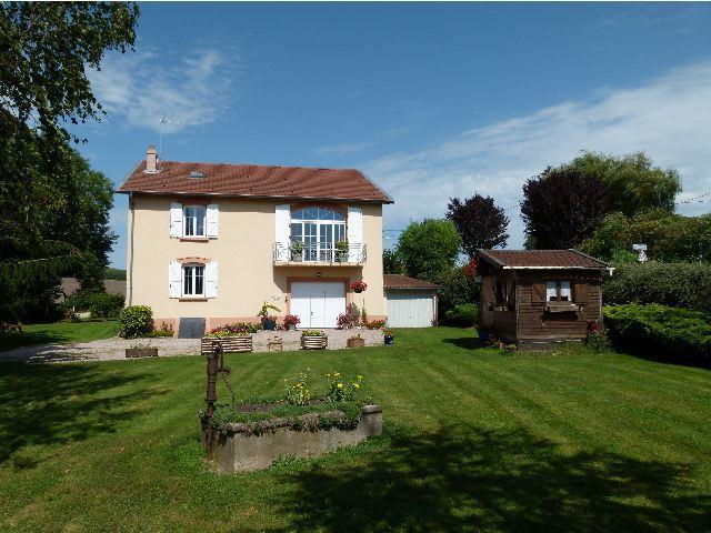 Maison - 250 m² - 8 pièces