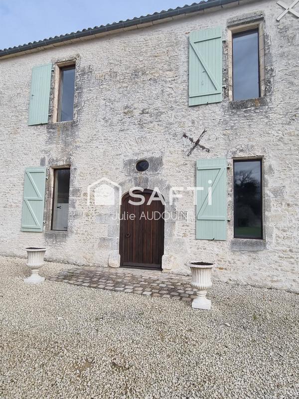 Maison - 520 m² - 9 pièces