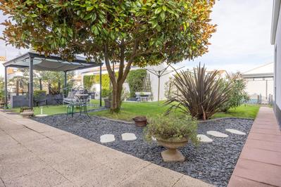 Maison - 182 m² - 7 pièces