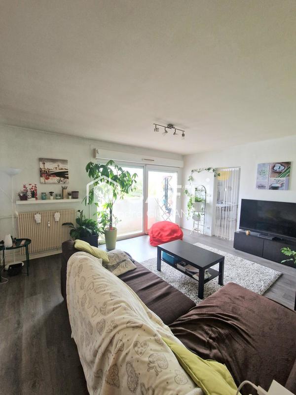 Appartement - 80 m² - 4 pièces