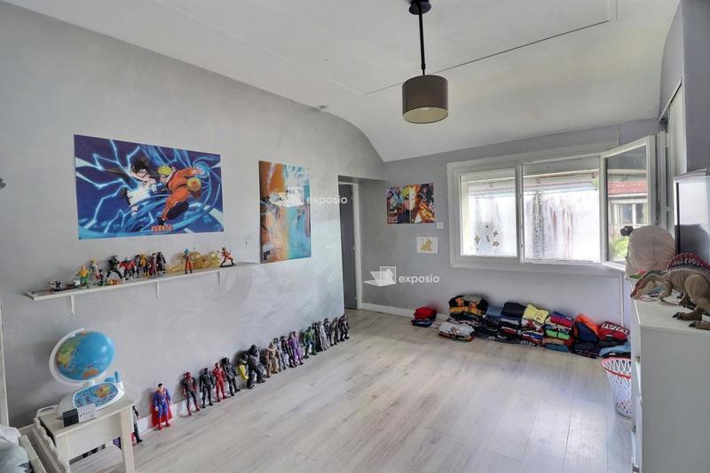 Maison - 175 m² - 6 pièces