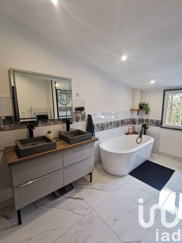 Maison - 160 m² - 7 pièces