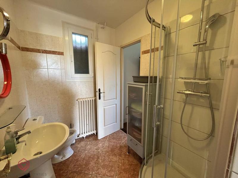 Villa - 110 m² - 6 pièces