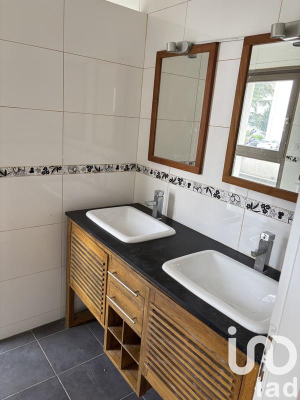 Maison - 142 m² - 5 pièces