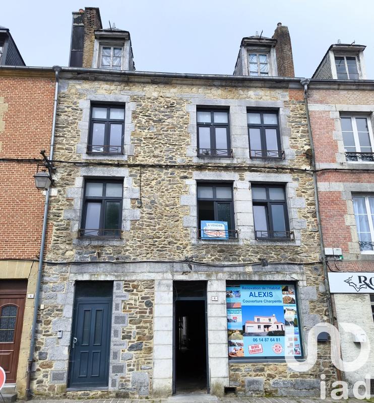 Maison de ville - 122 m² - 6 pièces