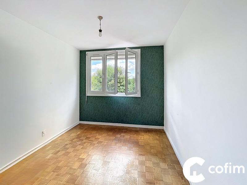 Appartement - 86 m² - 5 pièces