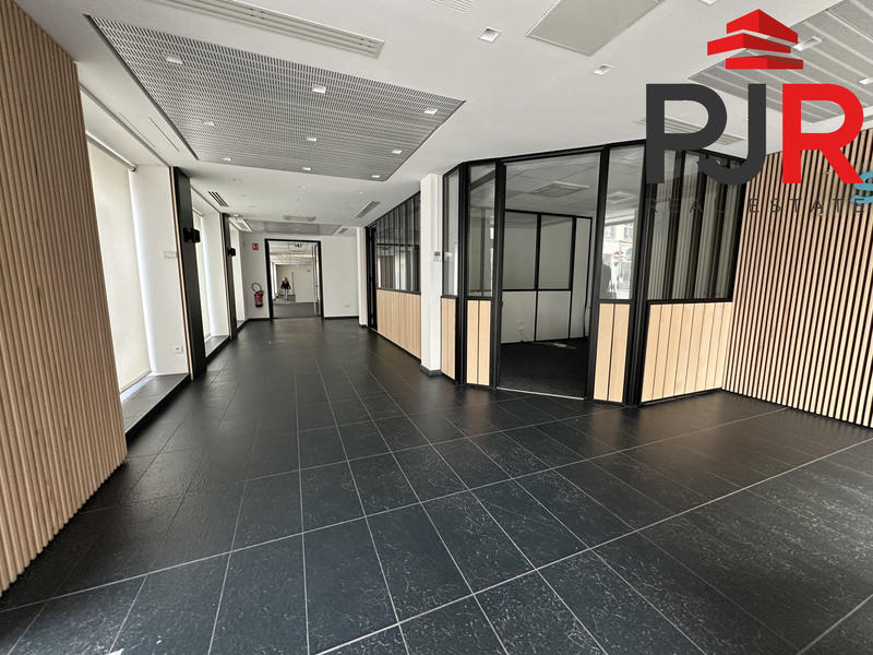 Local commercial - 442 m²