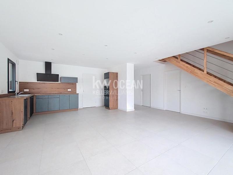 Maison - 113 m² - 6 pièces