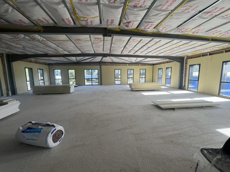 Local commercial - 630 m² - 4 pièces