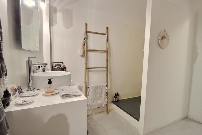 Appartement - 99 m² - 3 pièces