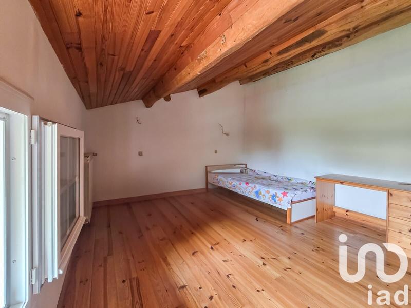 Maison - 260 m² - 6 pièces