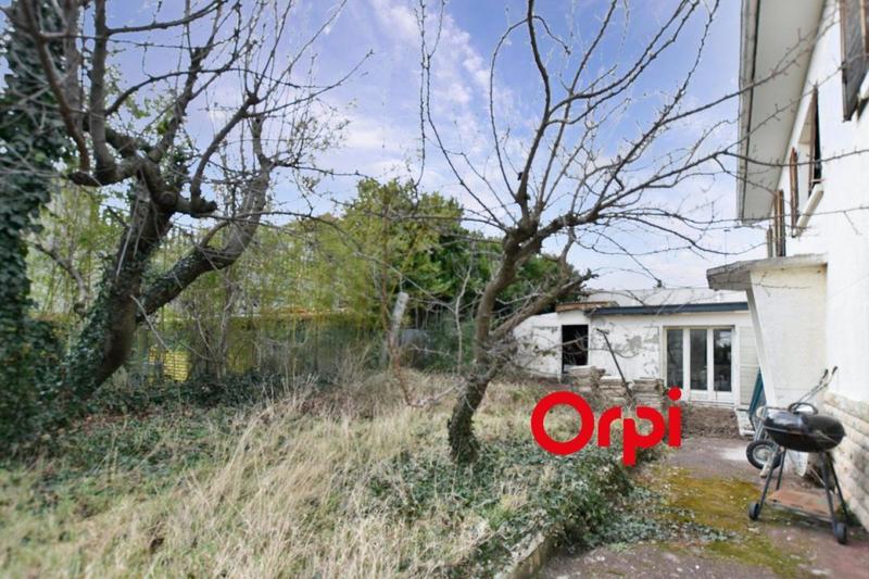 Maison - 180 m² - 5 pièces