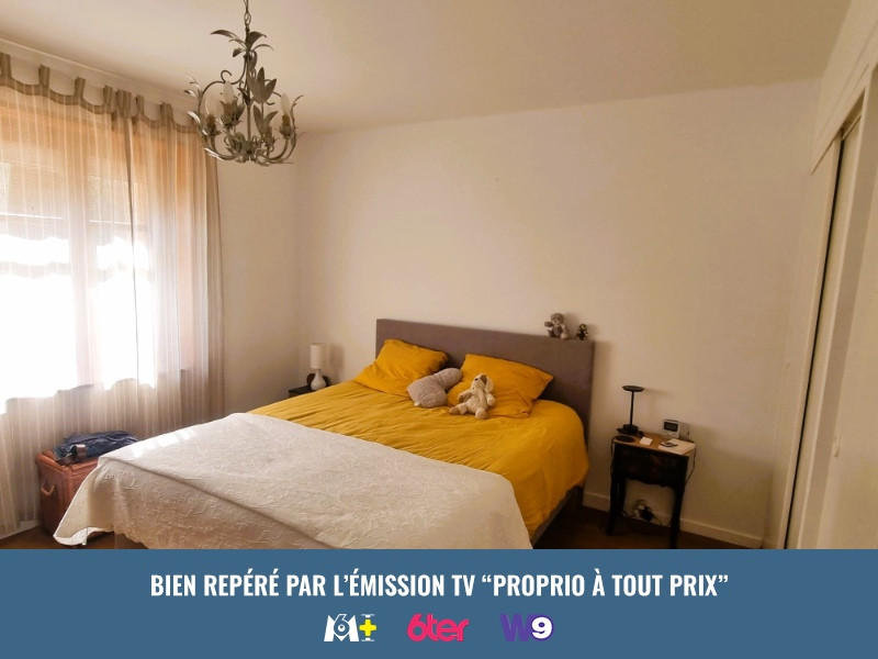 Maison - 238 m² - 9 pièces