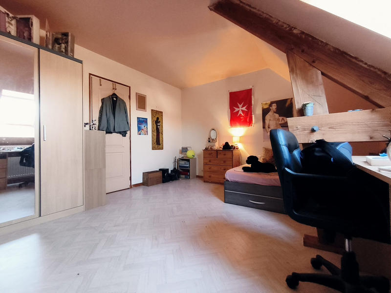 Maison - 173 m² - 7 pièces