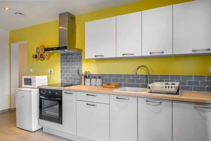 Appartement - 95 m² - 6 pièces