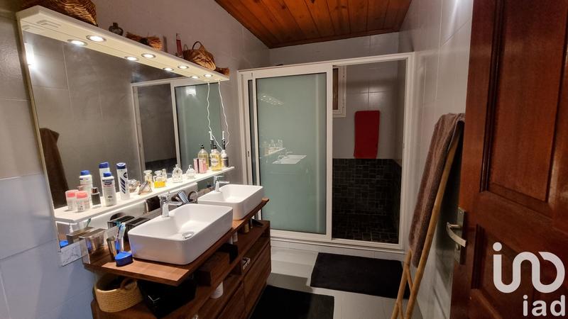 Maison - 242 m² - 6 pièces