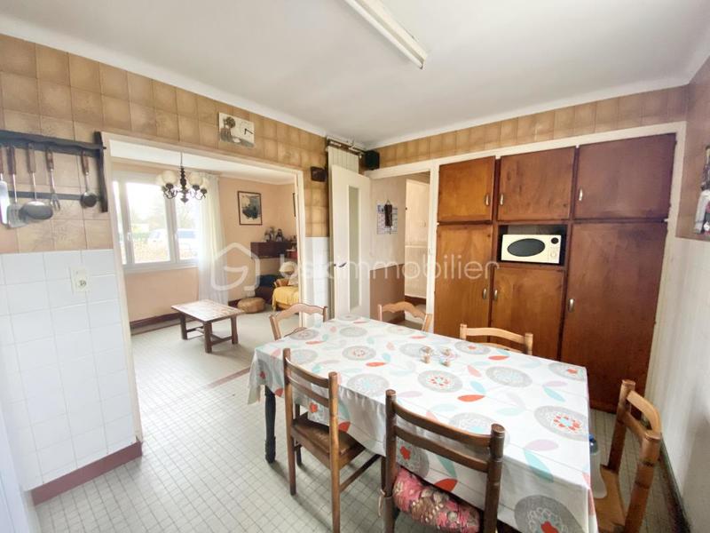 Maison - 94 m² - 5 pièces